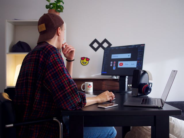 /the-gig-economy-beyond-borders-how-borderless-finance-can-revolutionize-the-future-of-remote-work feature image