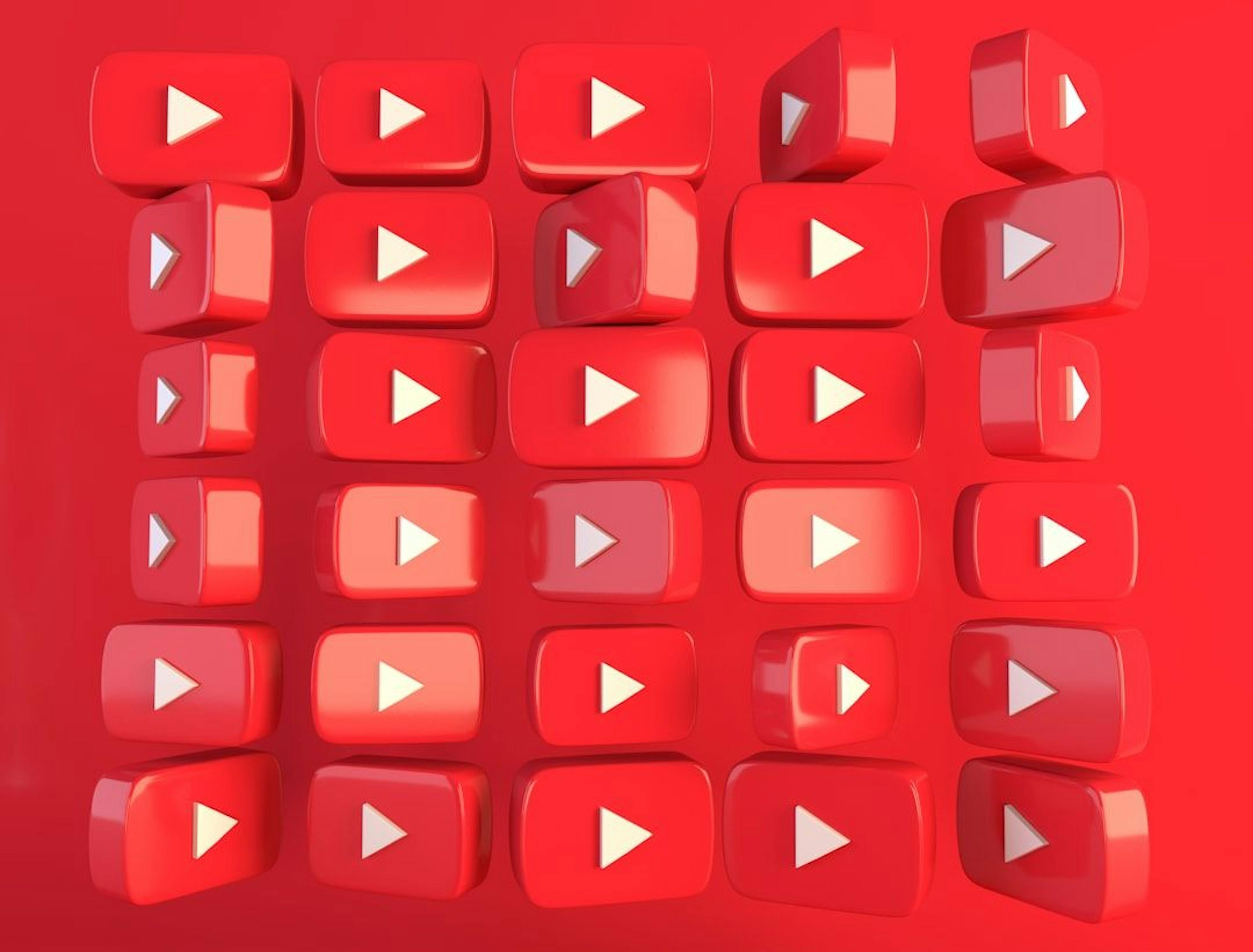 featured image - Boost Your YouTube CTR with This Smart, Simple Thumbnail Generator