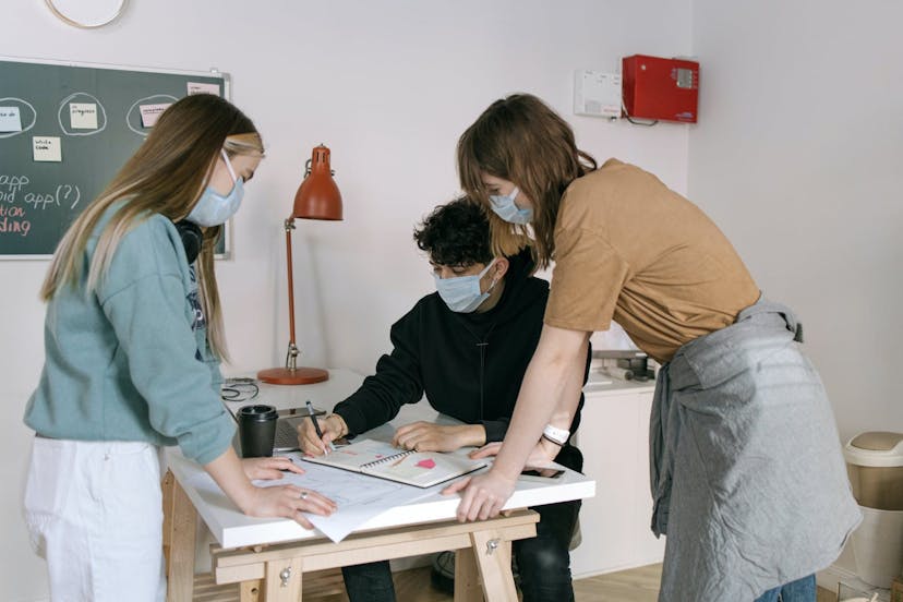 /how-ai-can-be-used-to-curb-workplace-injuries-for-a-safer-tomorrow feature image