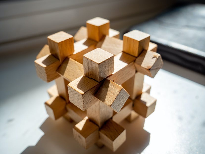 /monolith-to-microservices-build-a-microservice-app-with-spring-boot feature image