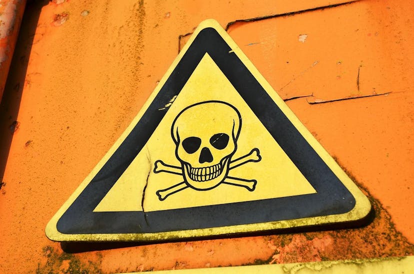 /how-to-use-danger-on-gitlabci-for-a-ror-project feature image