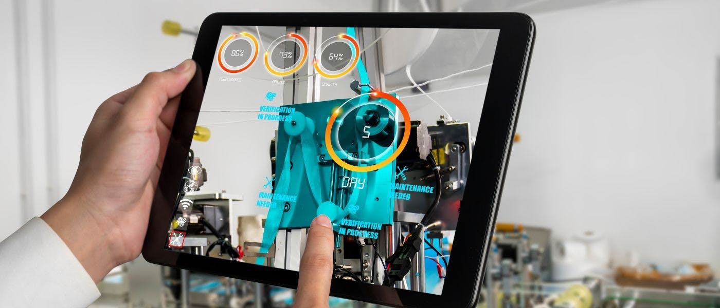 featured image - How the World's Biggest Companies Use Digital Twins in Manufacturing