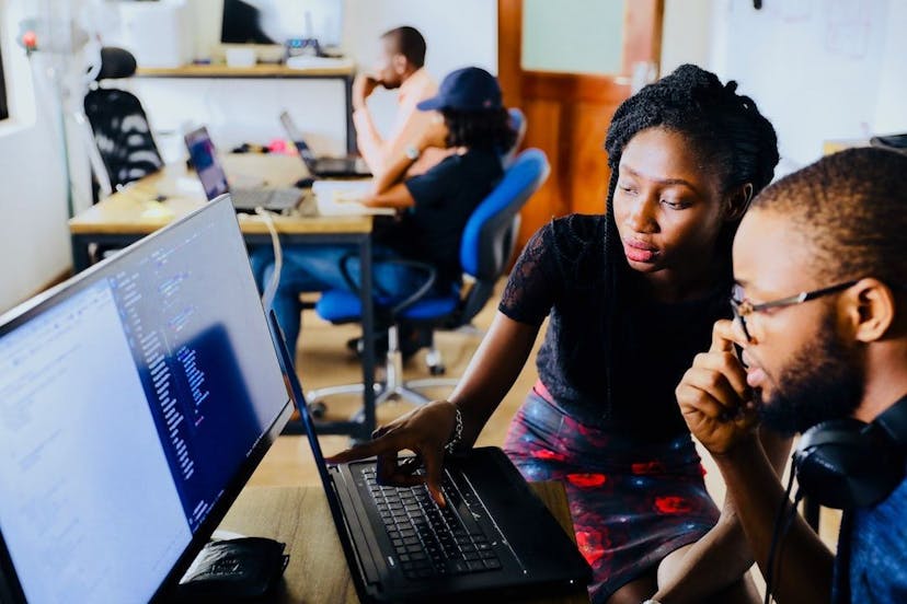/5-key-jobs-of-the-future-you-can-apply-for-now feature image