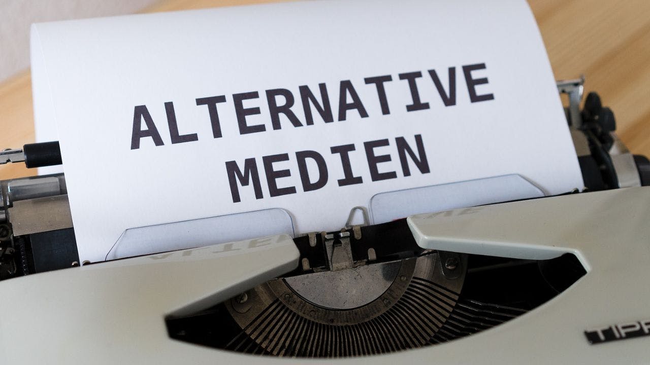 /decentralized-learning-debunking-myths-about-education-m03q35q8 feature image