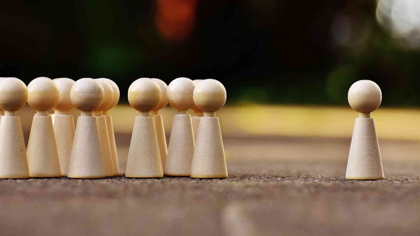 /mastering-twitter-track-twitter-unfollowers-and-enhance-engagement-strategies feature image