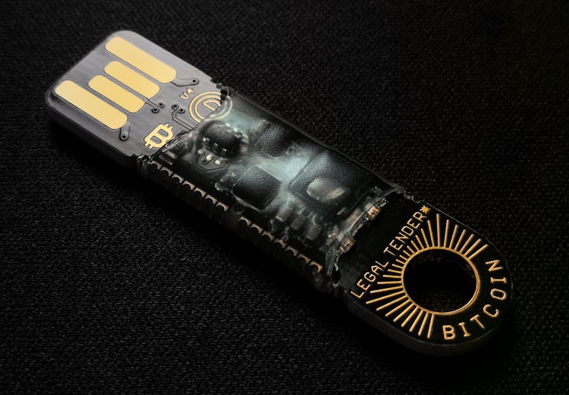 /9-best-crypto-hardware-wallets-top-wallets-to-store-bitcoin-in-2021-21y333k feature image
