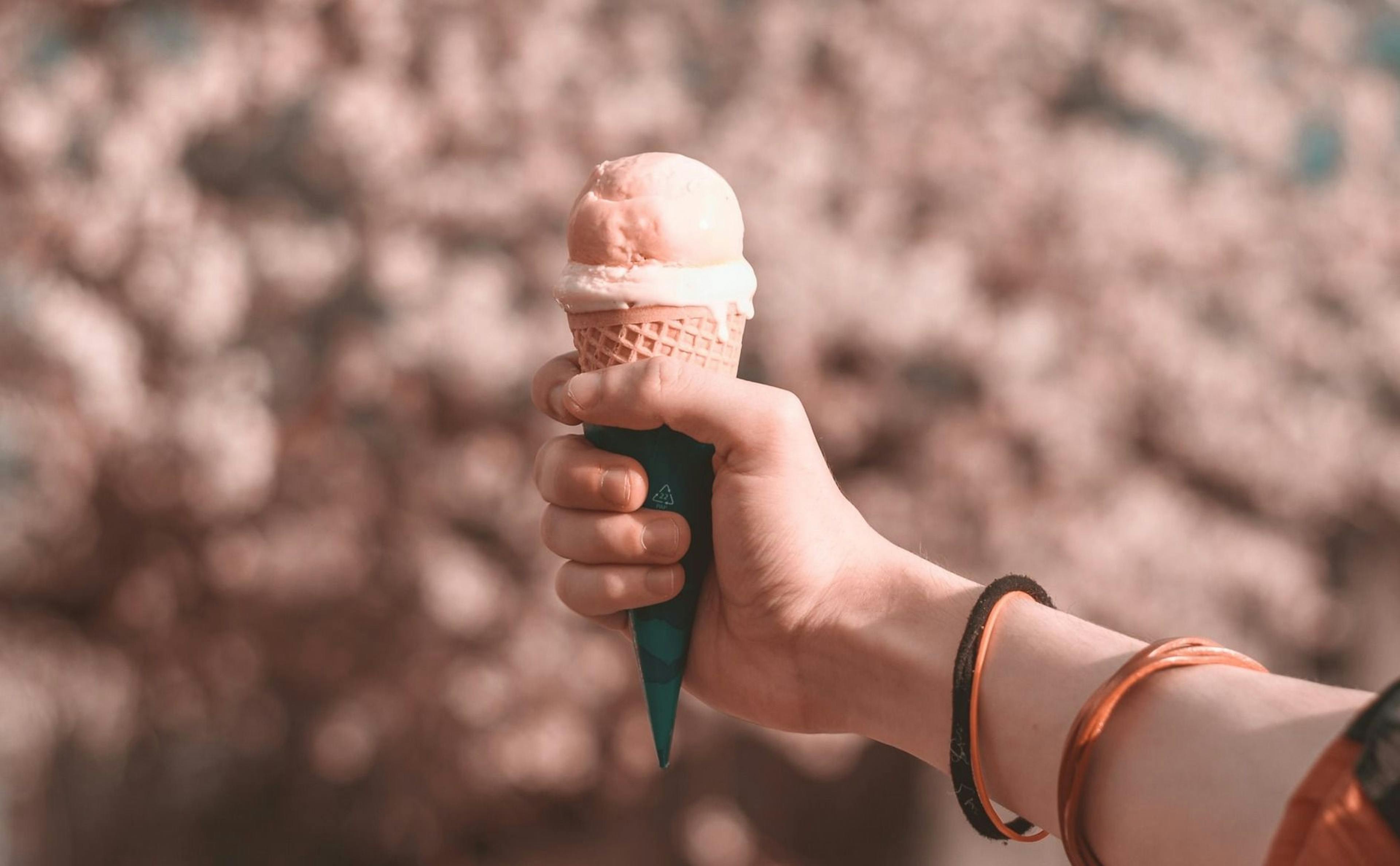 /retention-rate-essentials-lets-walk-you-through-correct-measures feature image