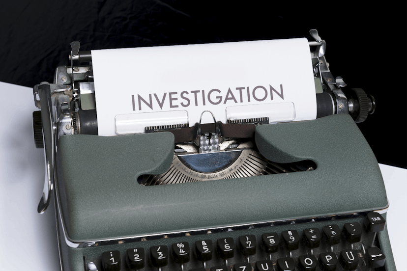 /being-friends-with-the-mayor-had-its-benefits-before-the-investigation-began feature image