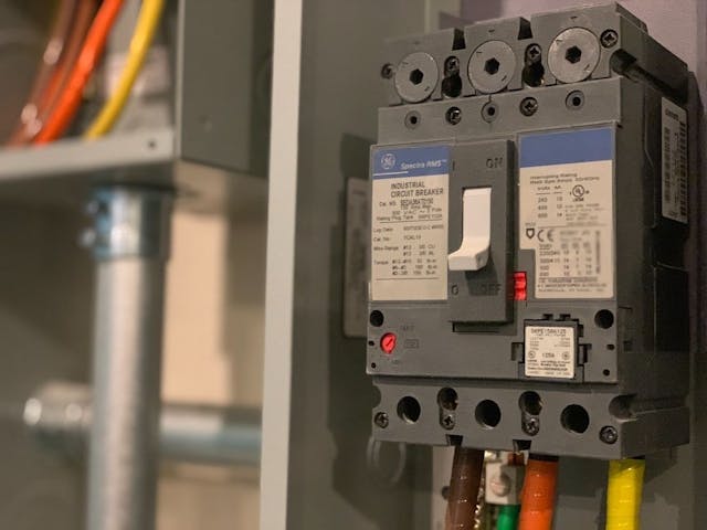 /want-to-create-data-circuit-breakers-with-airflow-heres-how feature image
