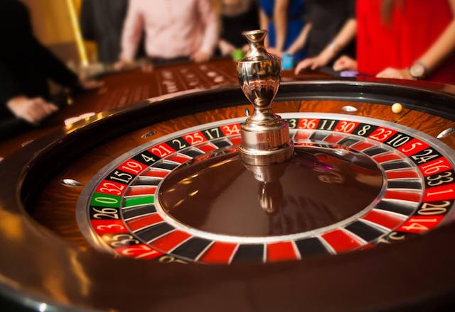 /building-an-ethereum-based-decentralized-casino-how-i-did-it-az1p33bx feature image