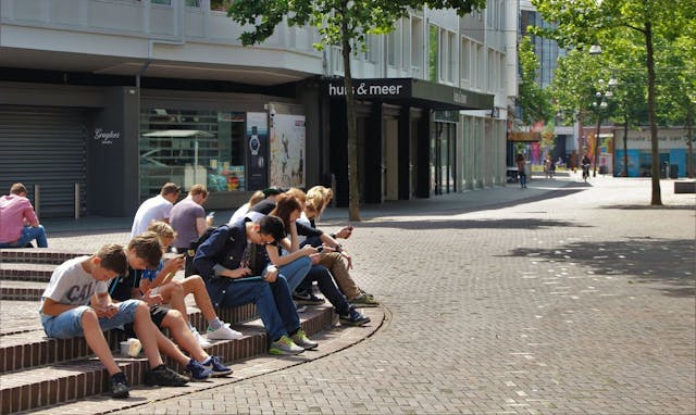 /digital-divide-the-technology-gap-is-growing-so-how-do-we-close-it feature image