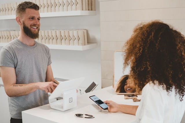/5-quick-tips-on-how-to-improve-customer-satisfaction feature image
