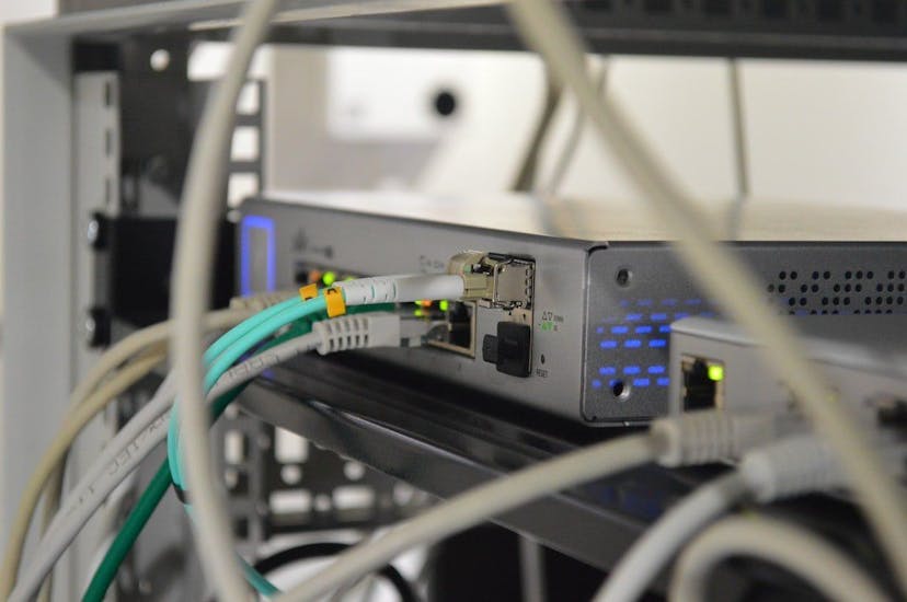 /how-to-automate-your-vpn-setup-with-ansible-nl3133ri feature image