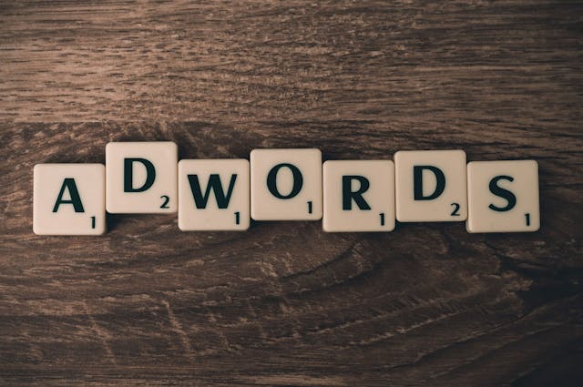 /how-to-submit-a-google-adwords-trademark-violation-complaint-uo1934yt feature image