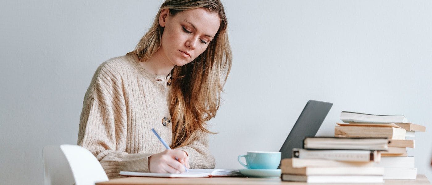 /5-lifehacks-to-improve-the-quality-and-uniqueness-of-your-content feature image