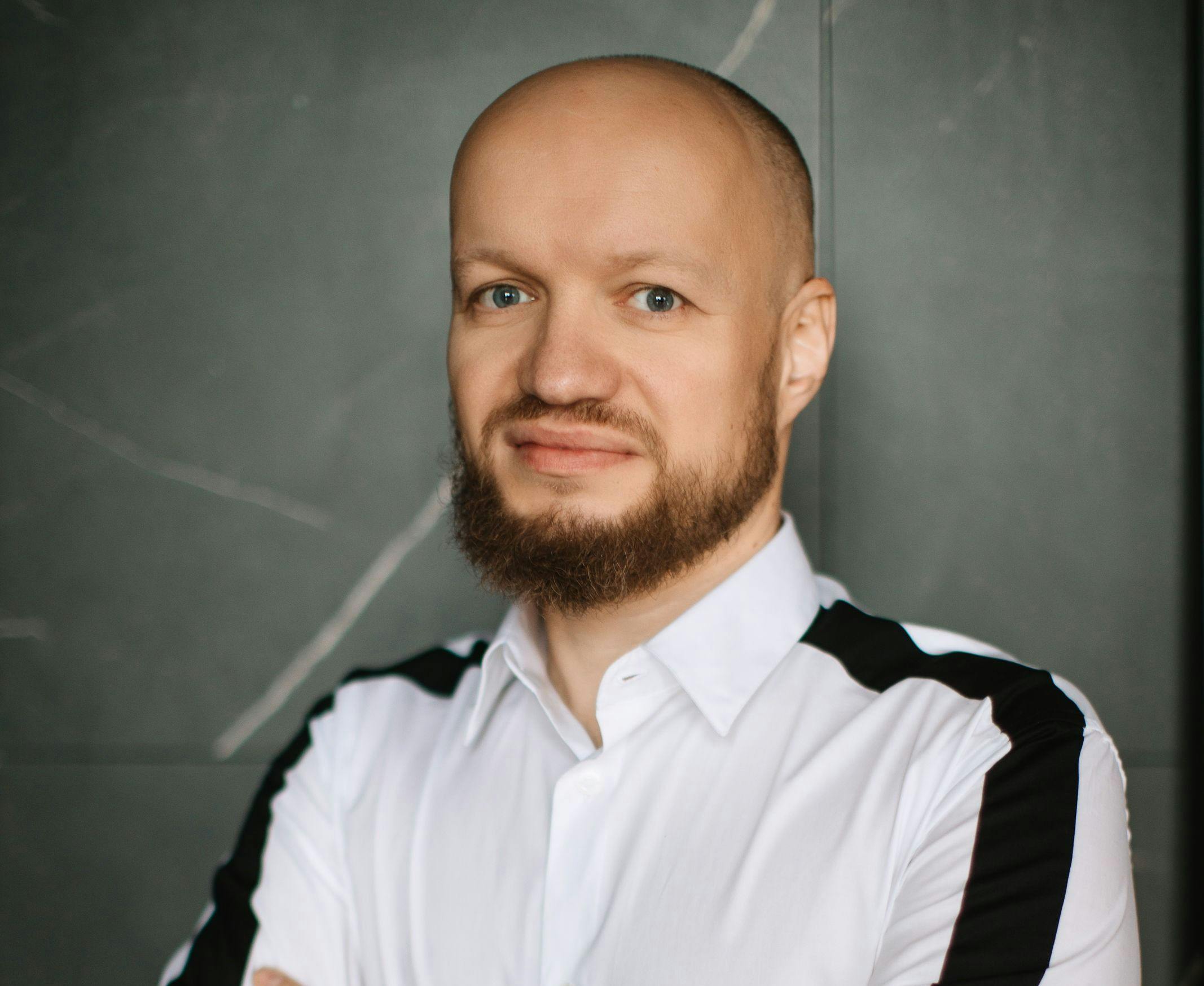 Vit Nuzhnyi   HackerNoon profile picture