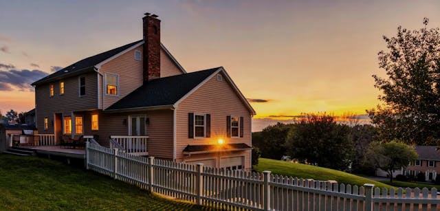 /new-horizons-the-2024-outlook-for-us-real-estate feature image