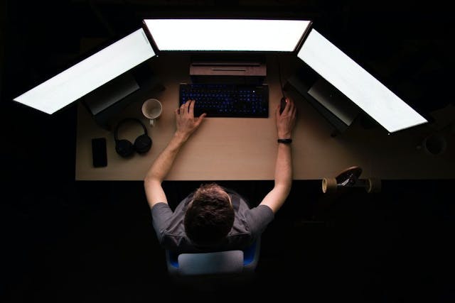 /20-essential-backend-tools-for-developers feature image