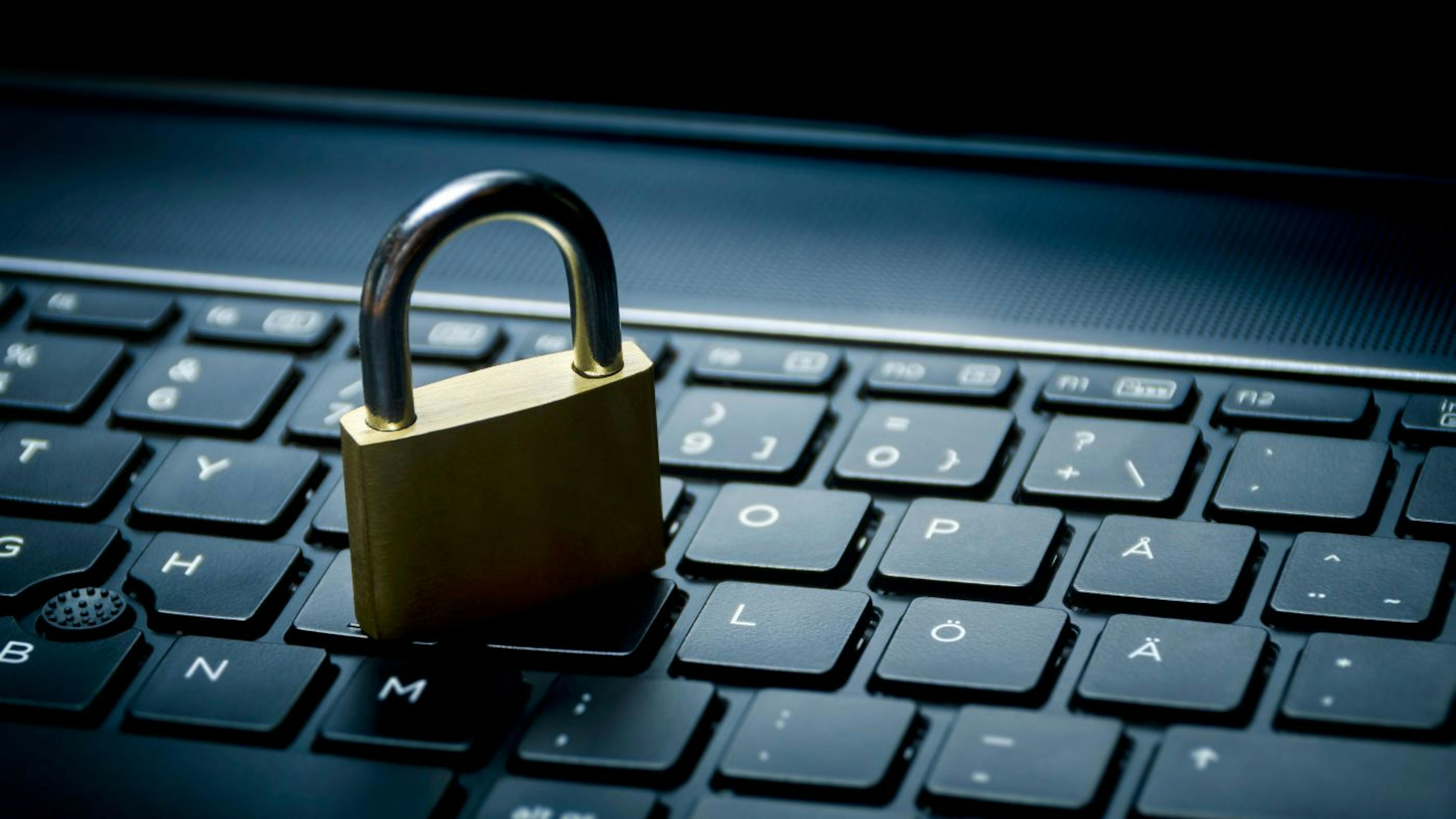 /data-privacy-is-becoming-more-important-for-users-in-2022 feature image