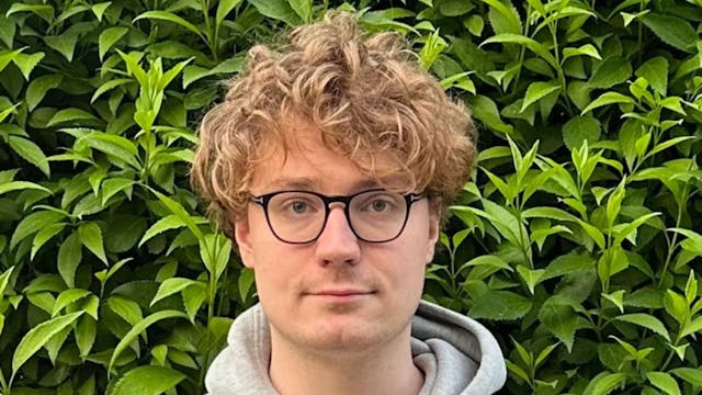 /cracking-the-code-addressing-data-privacy-and-legal-challenges-in-the-blockchain-industry feature image