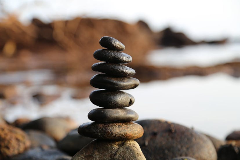 /function-composition-pipe-compose-in-javascript-explained feature image