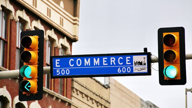 /mexico-is-a-good-alternative-to-china-for-e-commerce-fulfillment-j14b312l feature image