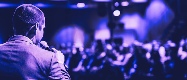 /crowdfunding-your-startup-is-making-a-big-comeback feature image