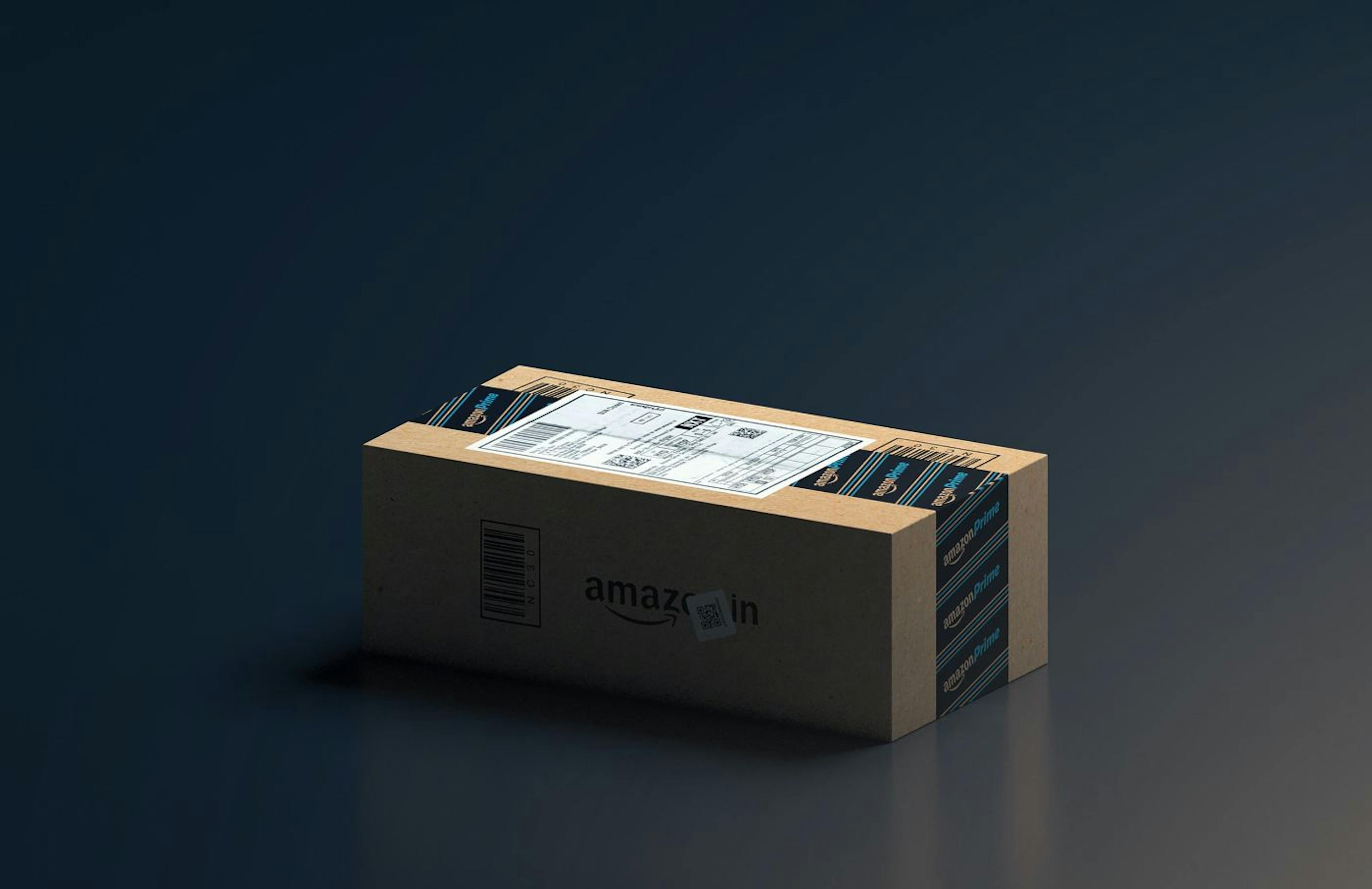 /how-amazon-treats-warehouse-workers-who-contracted-covid feature image