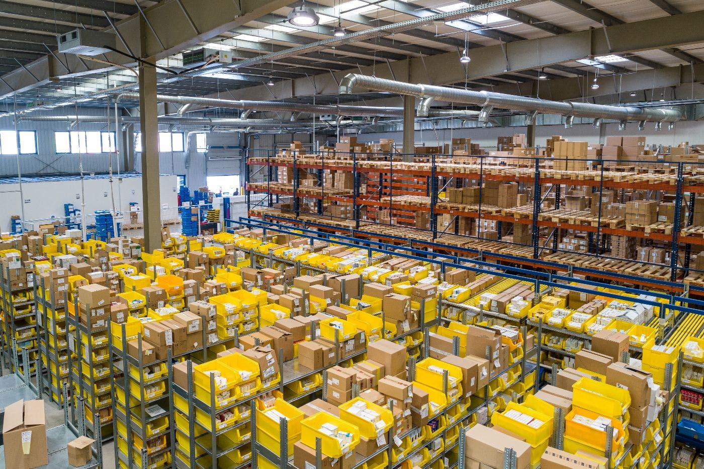 featured image - Take a Rare Glimpse Into COVID Cases in California Amazon Warehouses