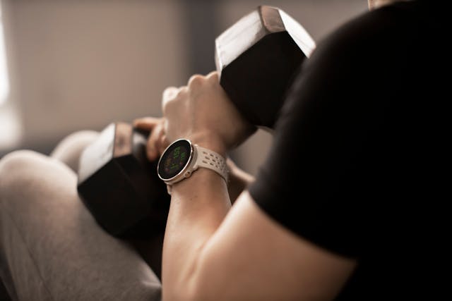 /why-the-polar-vantage-m2-sports-watch-is-a-system-thinkers-dream-dhx35oe feature image