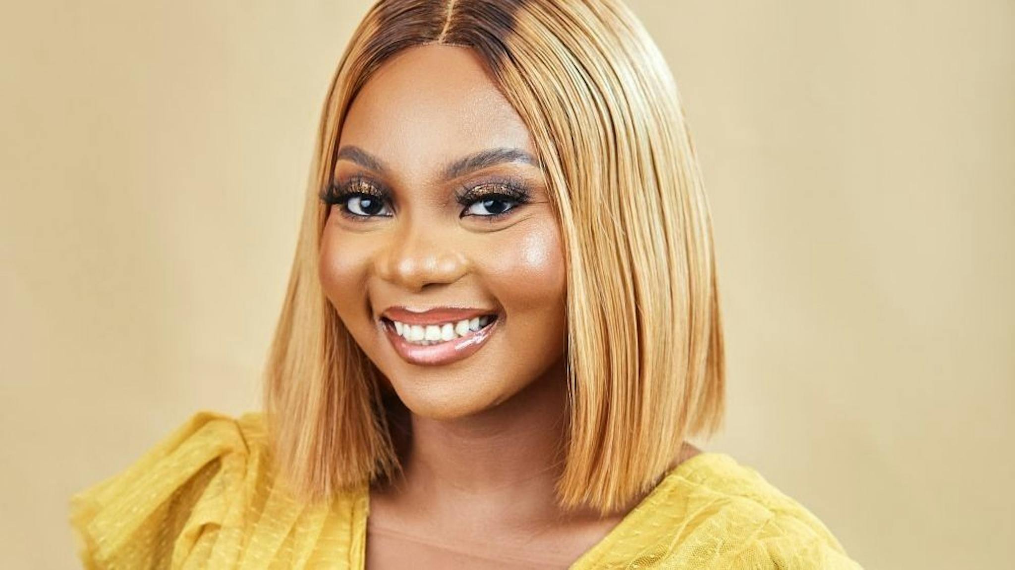 featured image - An Insider View of Mesh: Microsoft's Entry Into Mixed Reality Applications