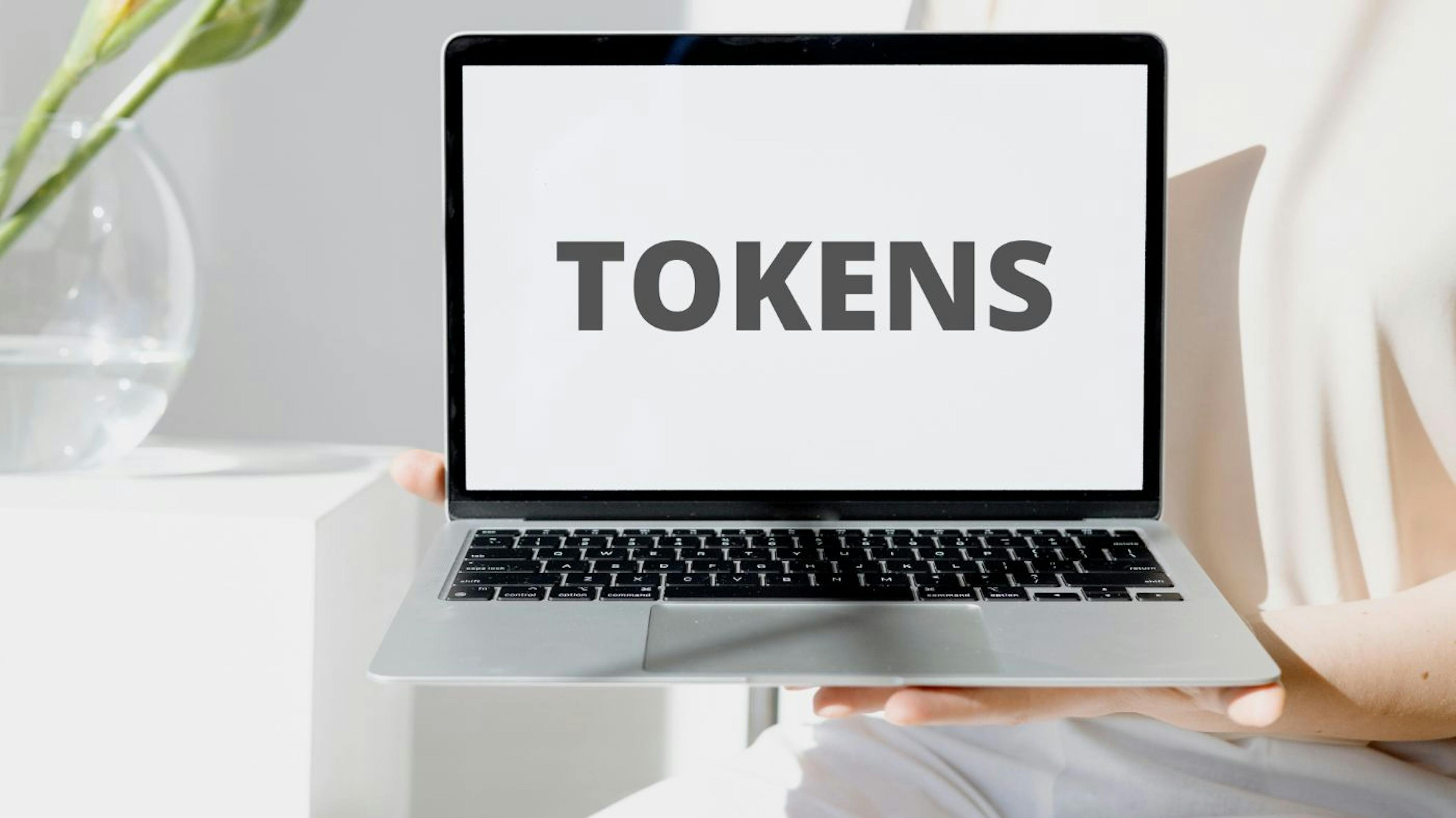 featured image - Differences Between Non-Fungible Tokens and Security Tokens