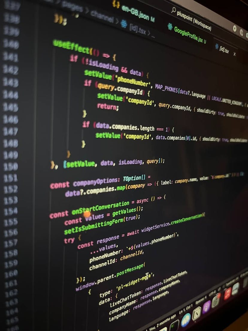 /nextjs-and-signalr-effortless-socket-integration-and-troubleshooting feature image