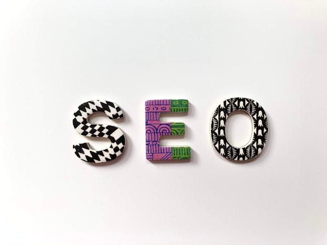 /how-to-create-better-content-with-an-seo-content-outline-tips-from-30-experts feature image
