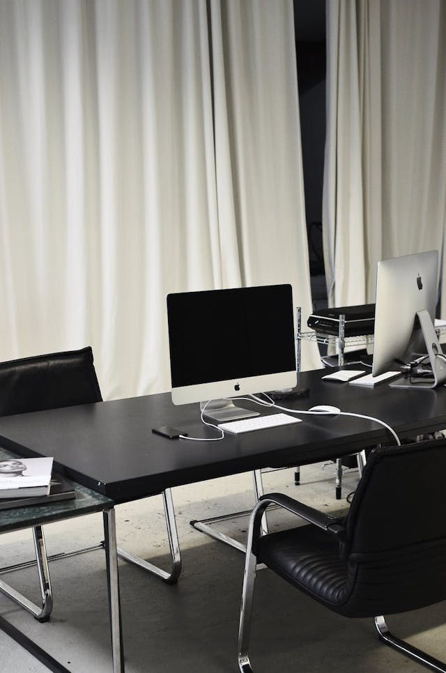 /what-is-wireless-charging-and-how-does-wireless-charging-work feature image