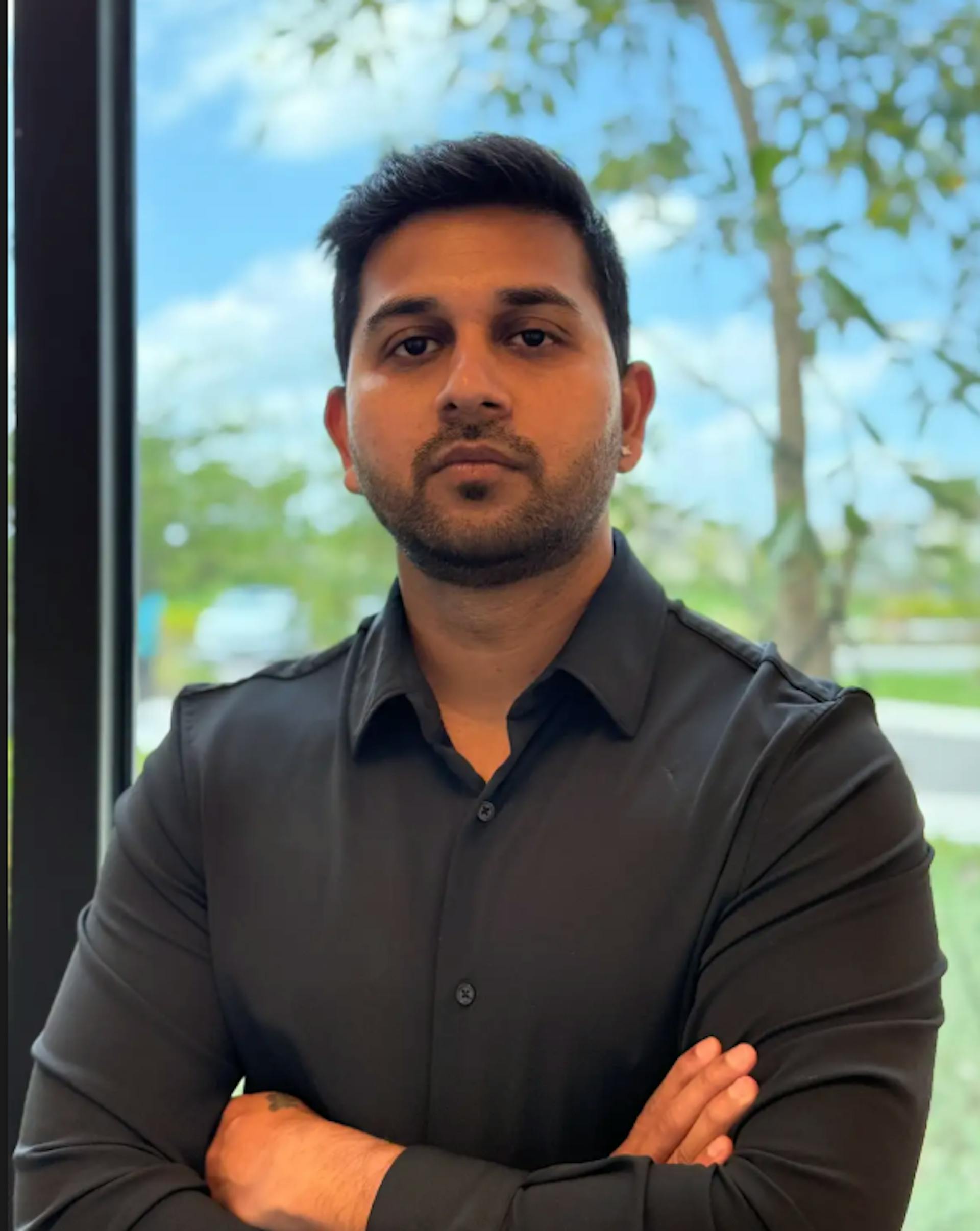 featured image - Revolutionizing Data Management Through Cloud Migration: il progetto trasformativo di Raghu Gopa