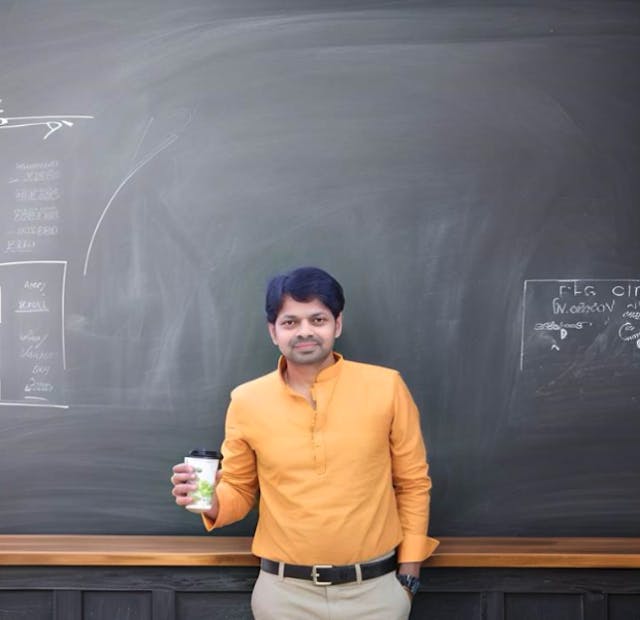 /architecting-the-data-backbone-chandra-adapas-global-mdm-footprint-from-teradata-to-labcorp feature image
