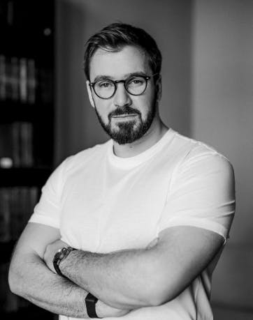 Daniel Zakharov, CEO of Buburuza, on Why You’ll Monitor Money Instead of Managing It Soon | HackerNoon