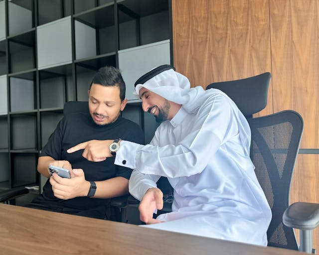 /how-the-uaes-blockchain-friendly-policies-attract-global-entrepreneurs feature image