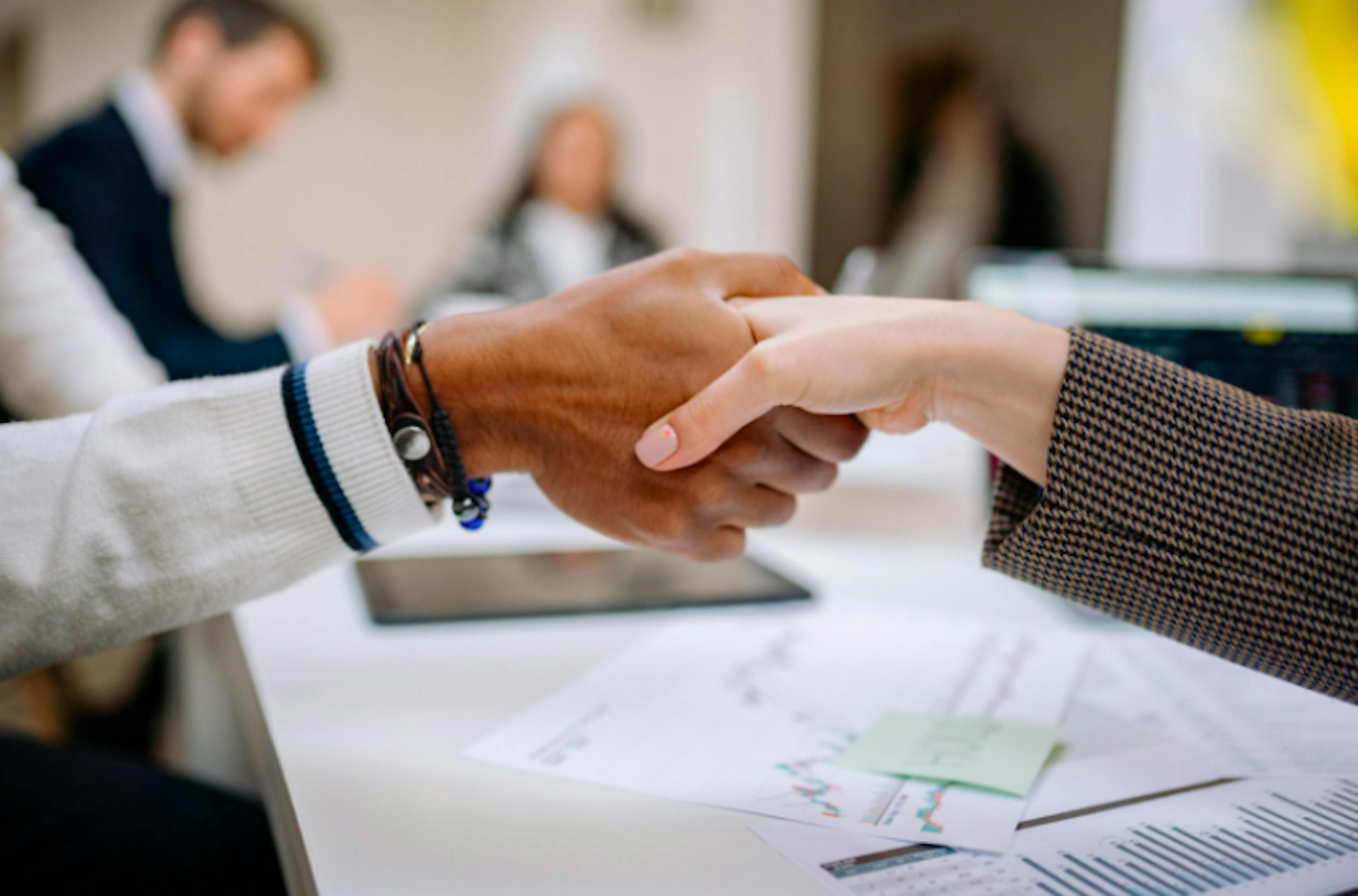 /pipedrives-affiliate-program-for-b2b-marketers-consultants-and-publishers feature image