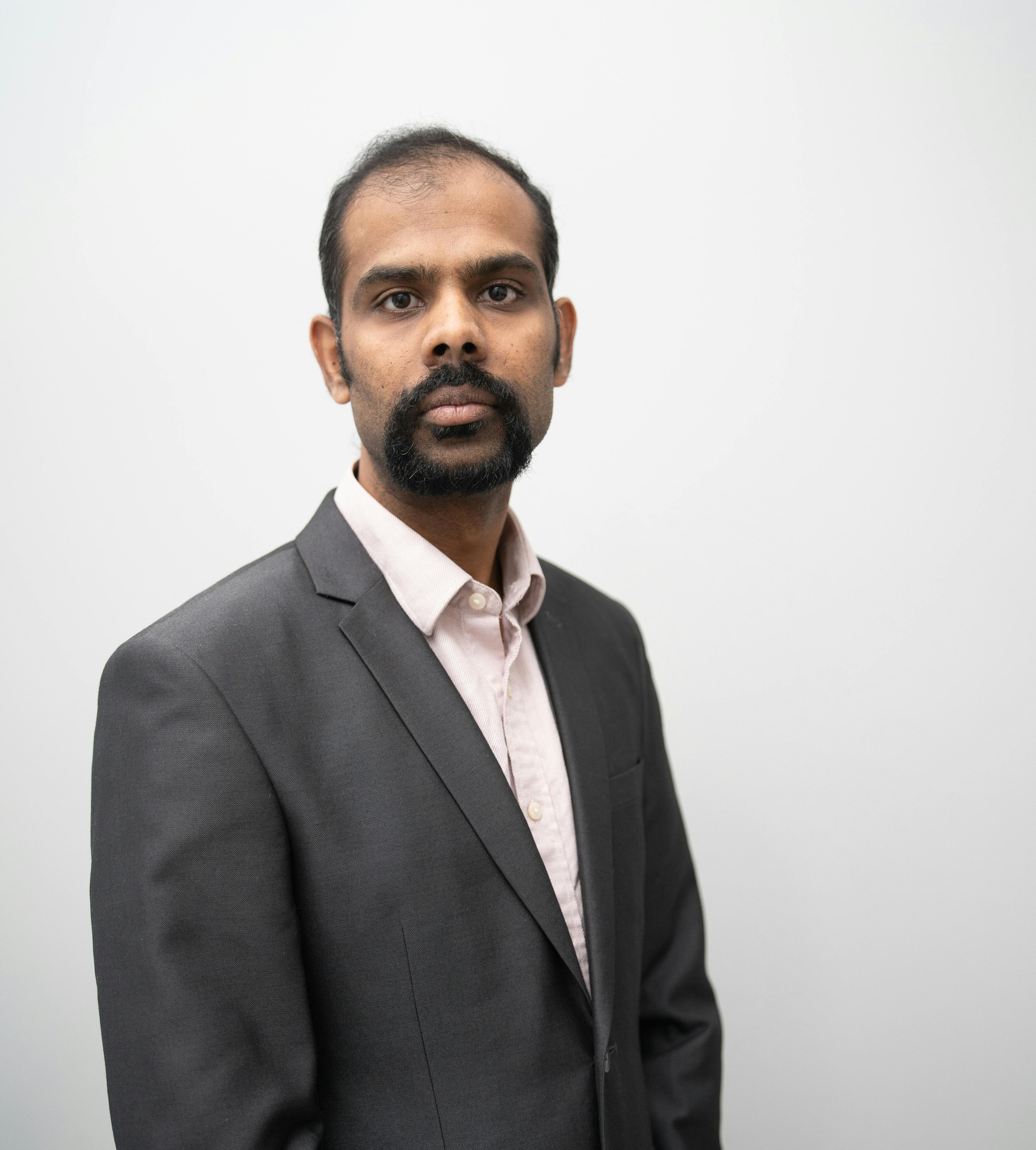 /setting-new-standards-in-enterprise-e-commerce-solutions-by-dilip-prakash-valanarasu feature image