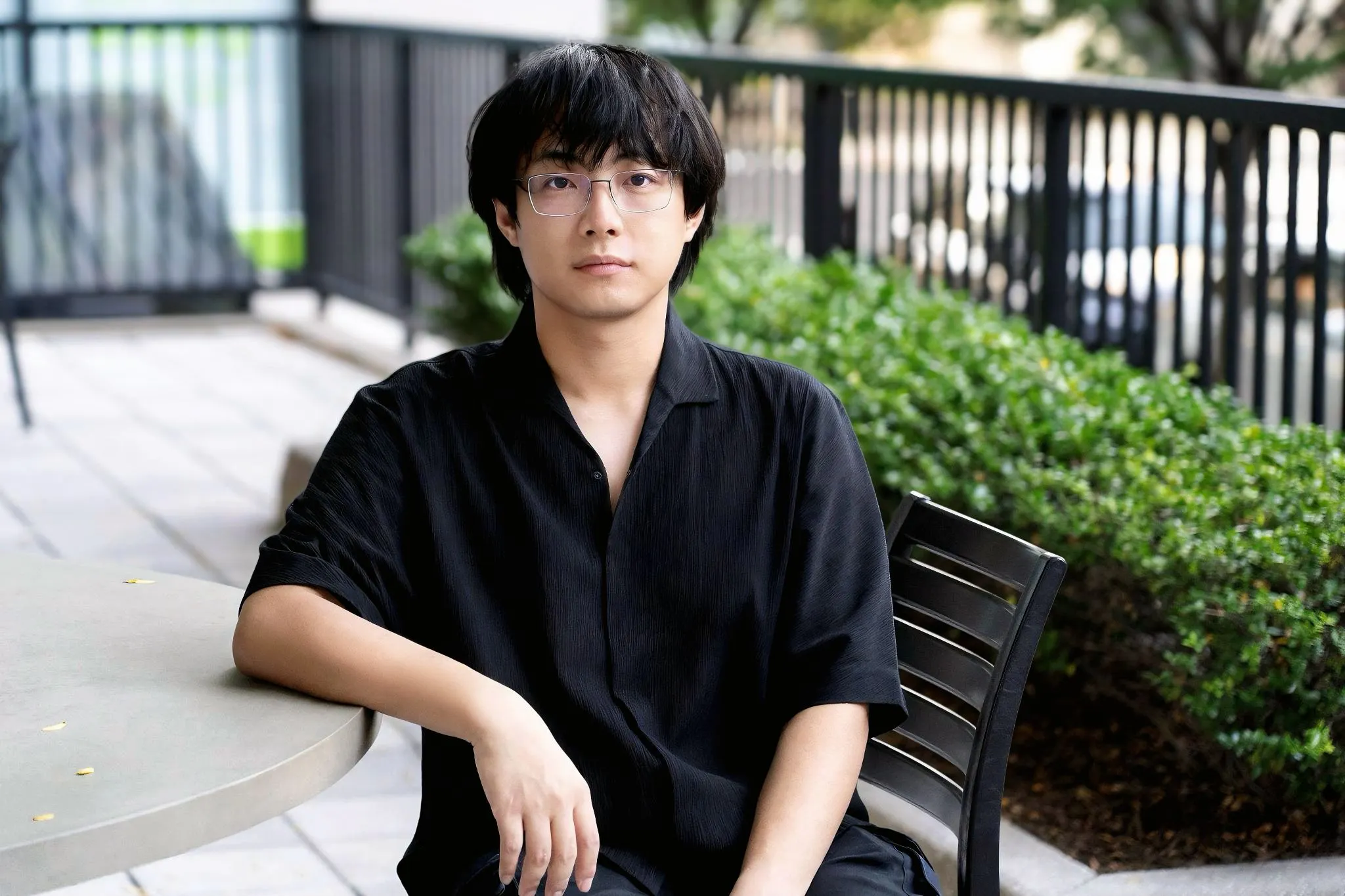 Ray Zhang Leads the Smart Contract Work Where Small Decisions Can Move Real Markets