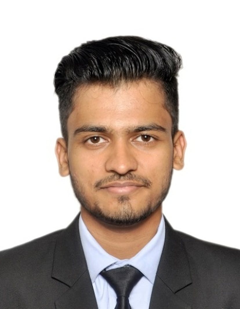 featured image - Building India's Largest Pharma Platform: The DigiHealth Story Of Roshan Tathed