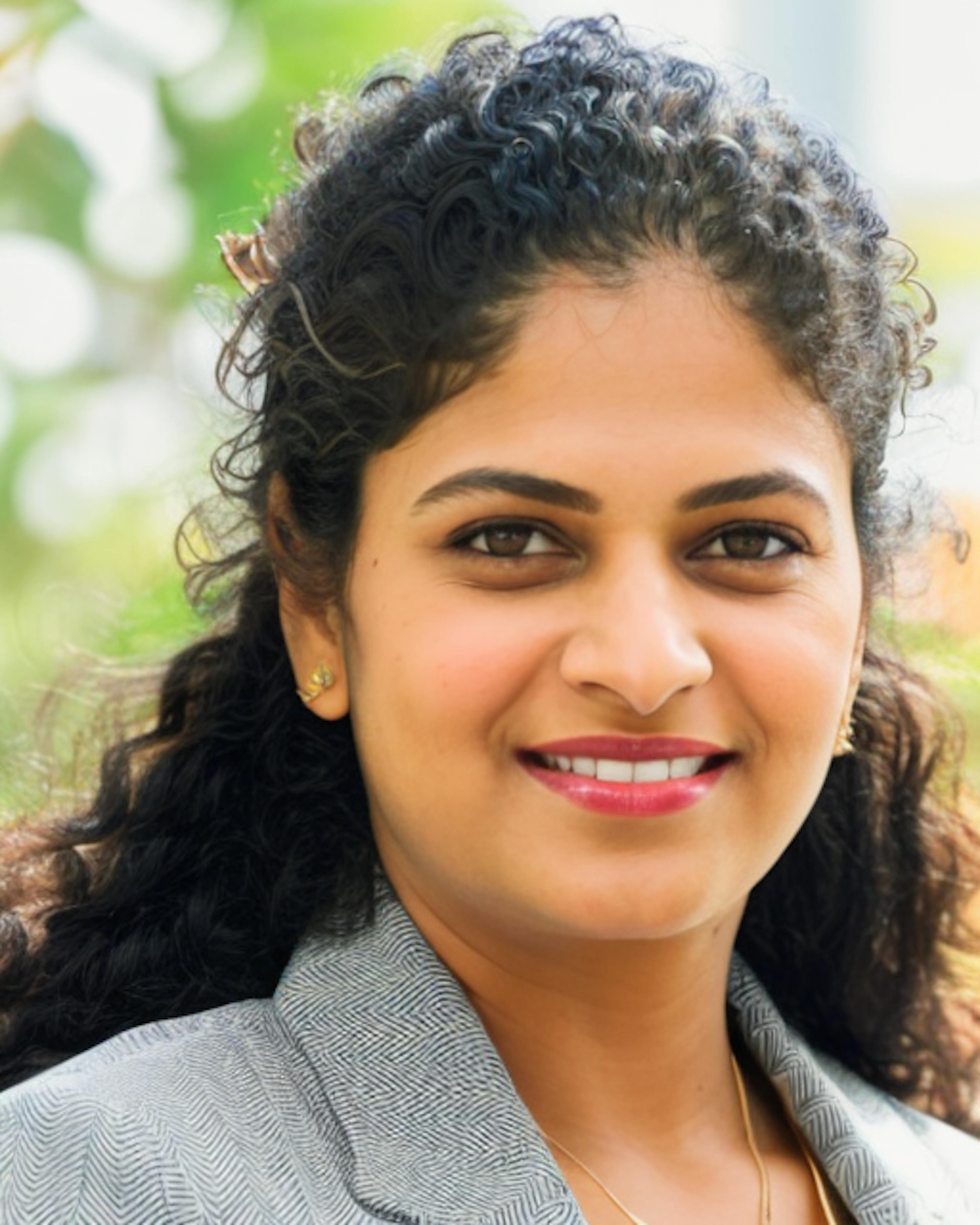 /from-satellite-to-stream-viharika-bhimanapatis-digital-reinvention-of-nfl-sunday-ticket feature image