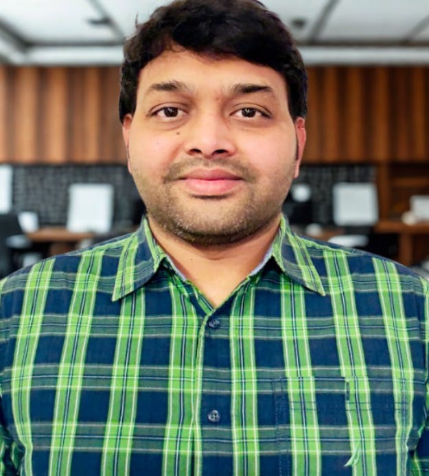 featured image - Retail Resilience: Srinivas Kalisetty's Vision for the Future of Supply Chain Intelligence