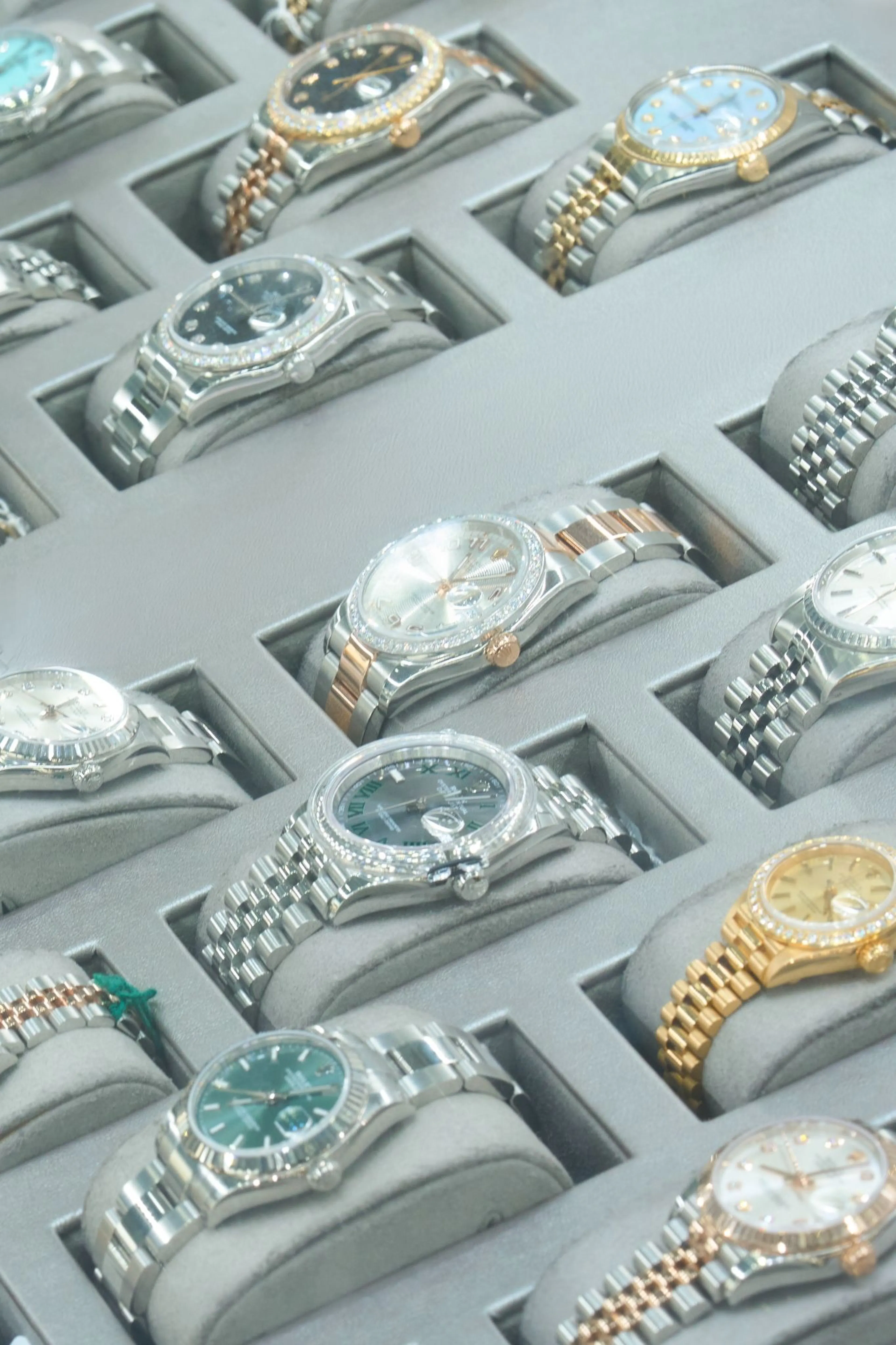 Happy Jewelers Introduces a More Accessible Approach to Luxury Watch Collecting