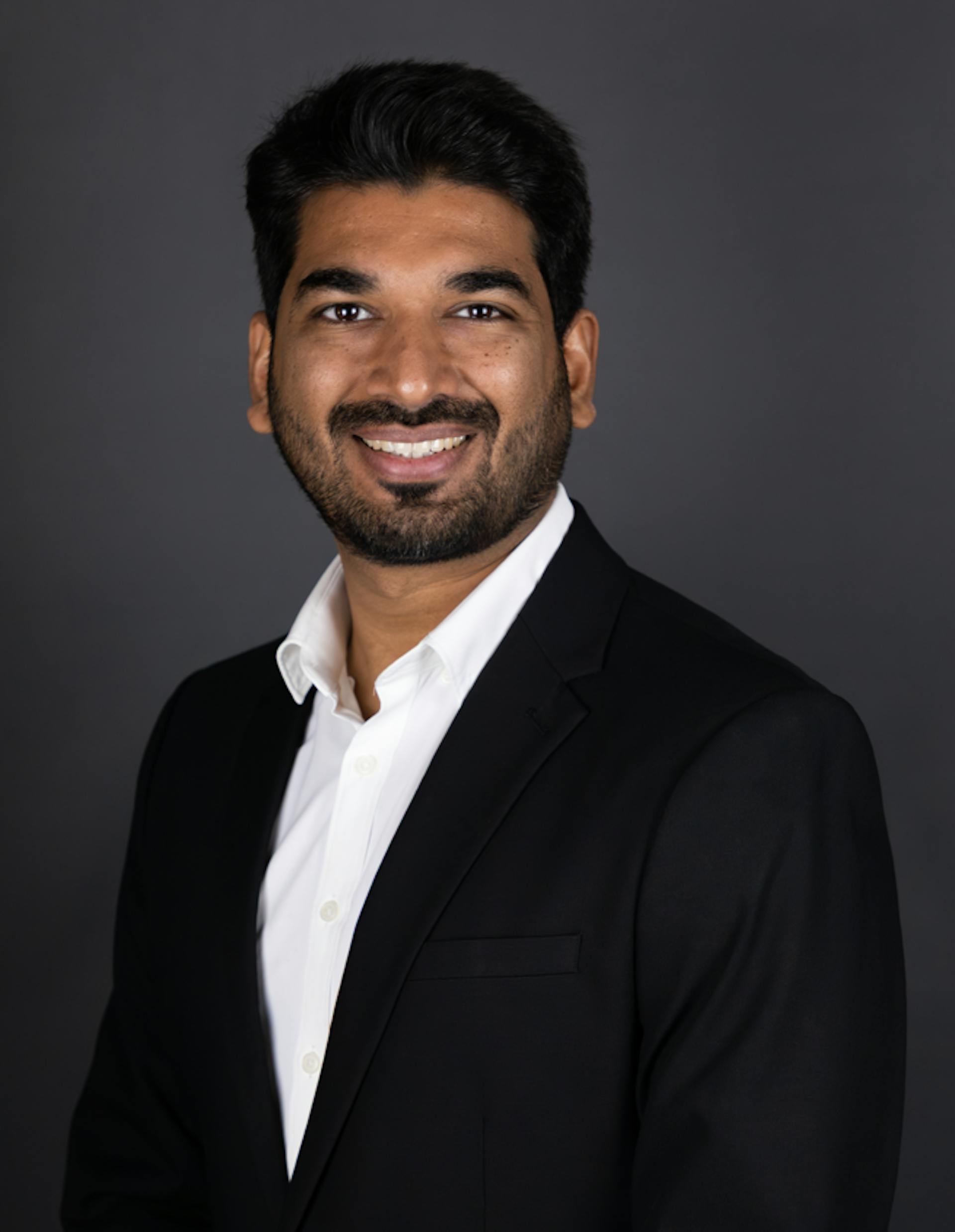 featured image - Pioneering Next-Generation 5G Technology with MLIR Compiler Innovation by Ankush Jitendrakumar Tyagi