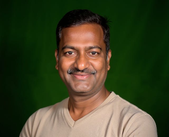 /redefining-enterprise-data-strategy-srinivasa-kavikondalas-leadership-in-ai-driven-architecture feature image