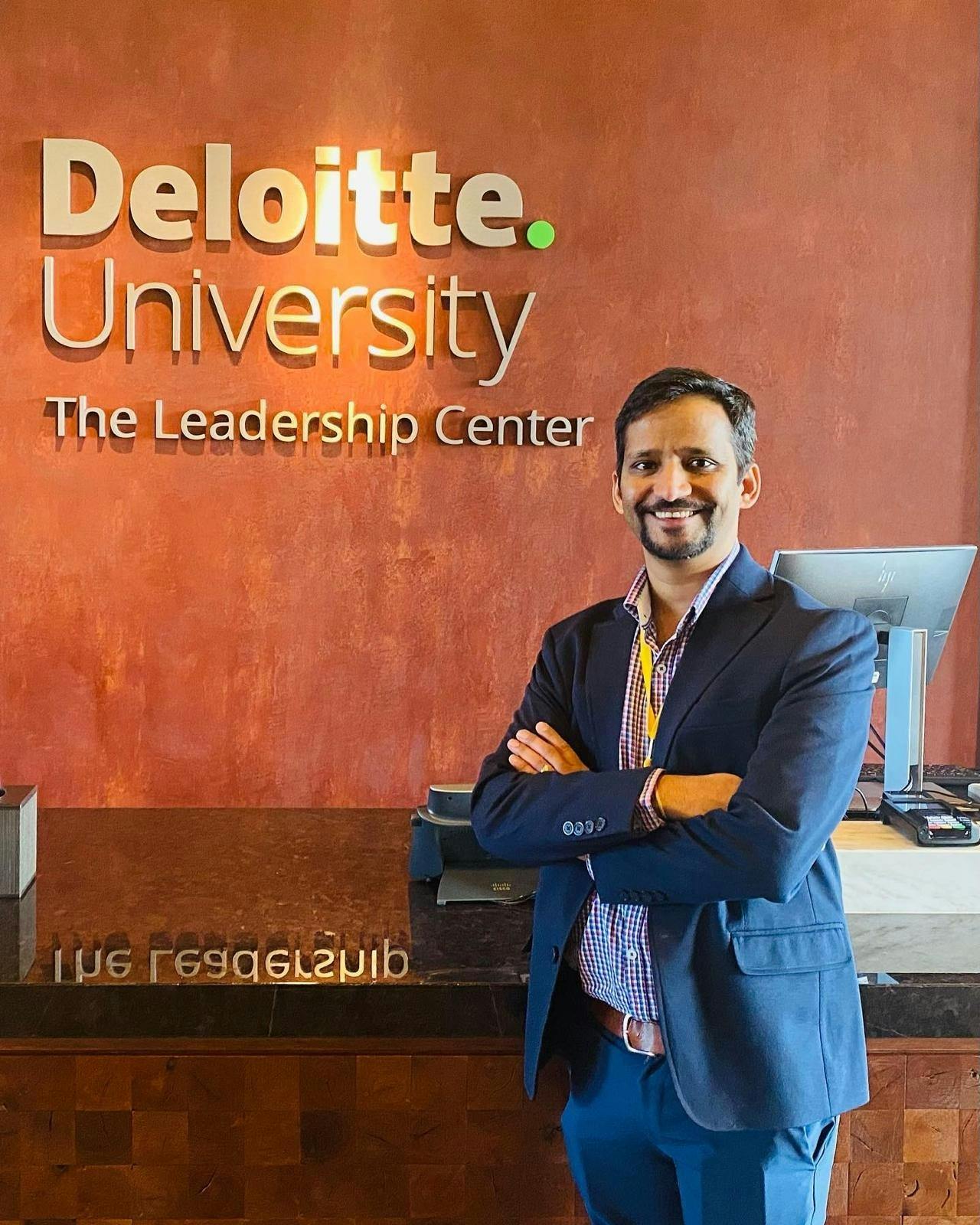 /zero-downtime-engineering-the-iot-oracle-eam-integration feature image