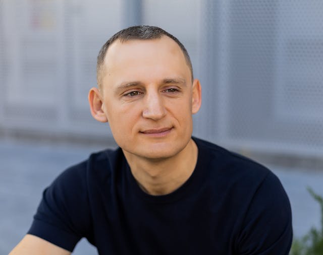 /reliability-engineer-shares-how-businesses-can-manage-high-availability-and-improve-resilience feature image